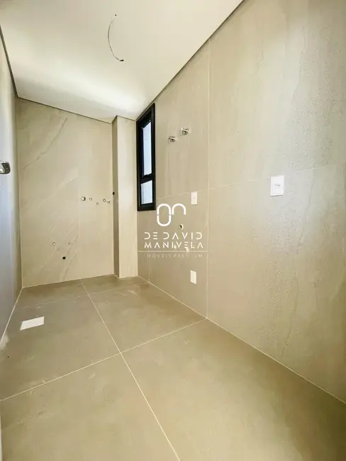Foto 9 de Apartamento com 3 quartos à venda, 135m2 em Nossa Senhora de Lourdes, Santa Maria - RS