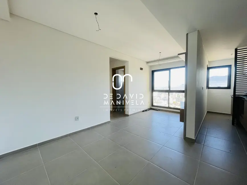 Foto 2 de Apartamento com 2 quartos à venda, 52m2 em Nossa Senhora do Rosário, Santa Maria - RS