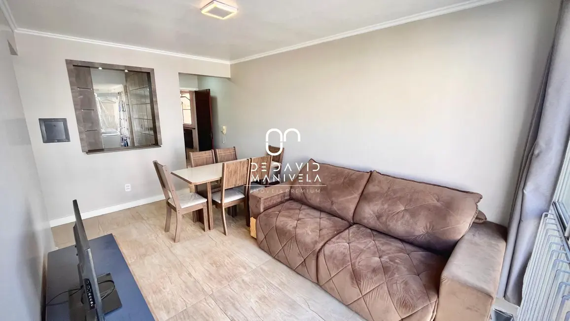 Foto 3 de Apartamento com 2 quartos à venda, 57m2 em Nossa Senhora Medianeira, Santa Maria - RS