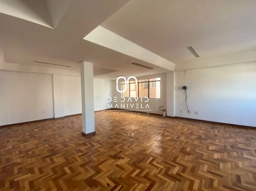 Sala Comercial com 1 quarto para alugar, 87m2 em Nossa Senhora de Fátima, Santa Maria - RS - imagem 4 Foto 4 de Sala Comercial com 1 quarto para alugar, 87m2 em Nossa Senhora de Fátima, Santa Maria - RS