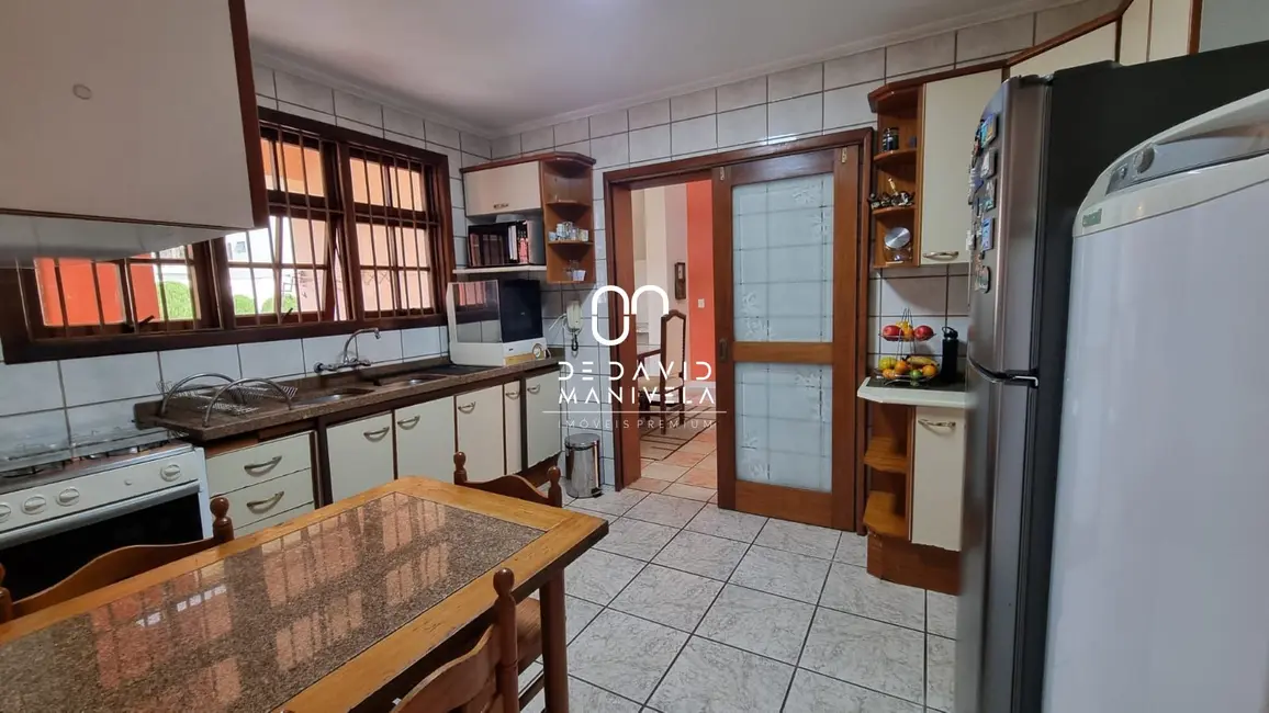 Casa com 4 quartos à venda, 364m2 em Nonoai, Santa Maria - RS - imagem 7 Foto 7 de Casa com 4 quartos à venda, 364m2 em Nonoai, Santa Maria - RS