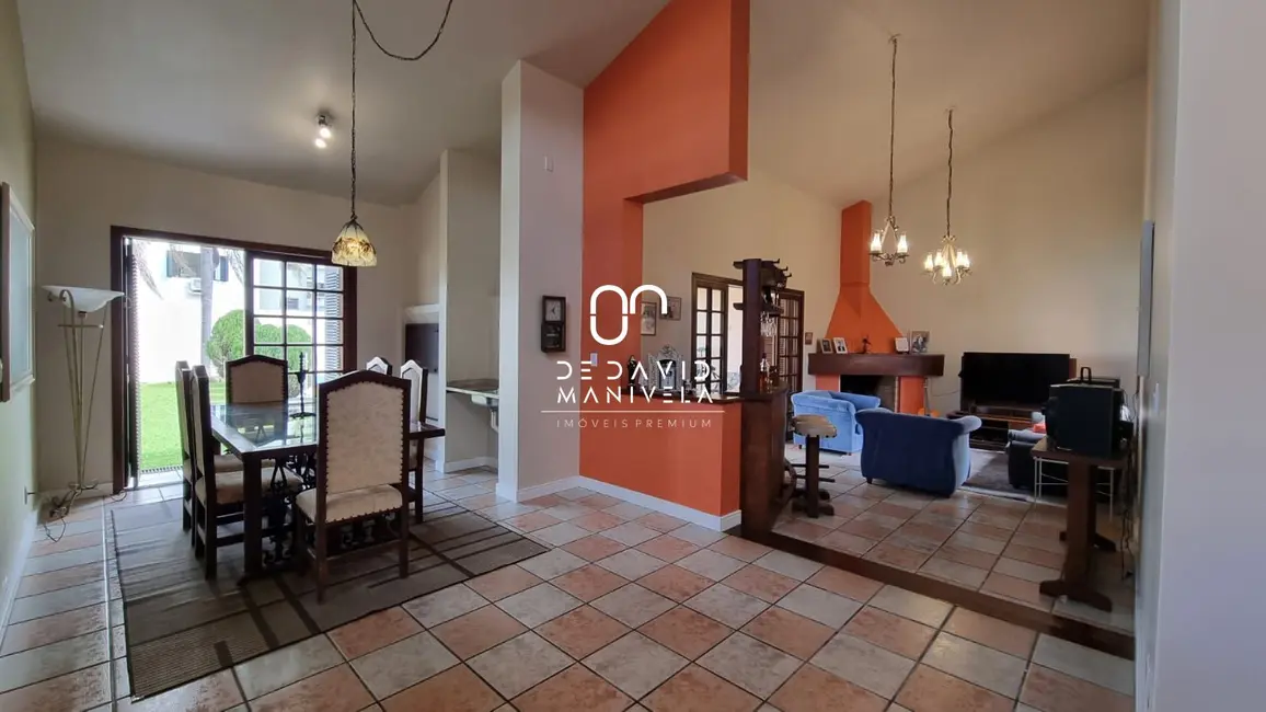 Casa com 4 quartos à venda, 364m2 em Nonoai, Santa Maria - RS - imagem 2 Foto 2 de Casa com 4 quartos à venda, 364m2 em Nonoai, Santa Maria - RS