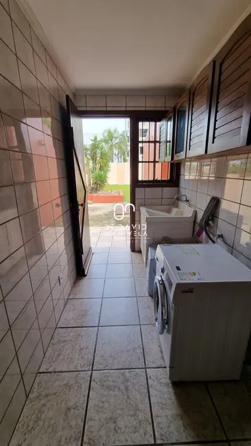 Casa com 4 quartos à venda, 364m2 em Nonoai, Santa Maria - RS - imagem 8 Foto 8 de Casa com 4 quartos à venda, 364m2 em Nonoai, Santa Maria - RS
