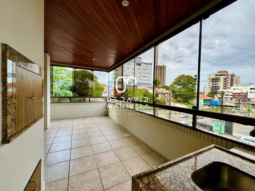 Foto 7 de Apartamento com 3 quartos à venda, 183m2 em Centro, Santa Maria - RS