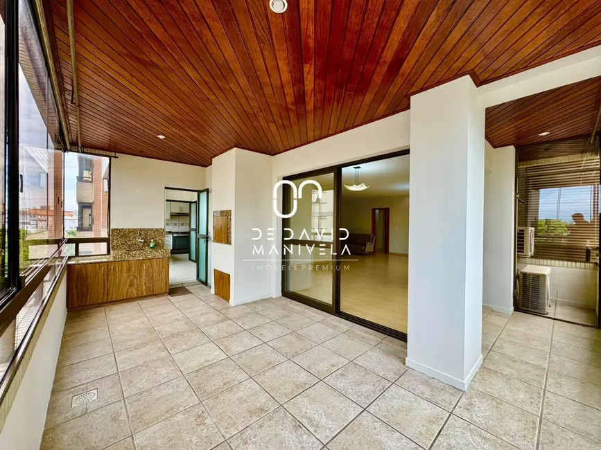 Foto 6 de Apartamento com 3 quartos à venda, 183m2 em Centro, Santa Maria - RS