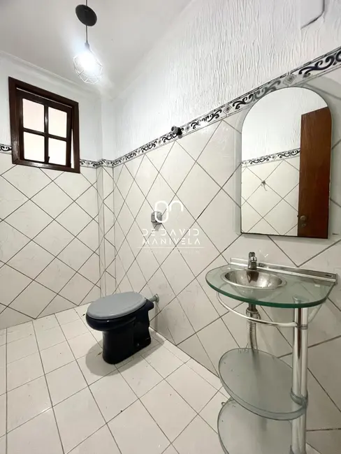 Casa com 4 quartos à venda, 269m2 em Camobi, Santa Maria - RS - imagem 9 Foto 9 de Casa com 4 quartos à venda, 269m2 em Camobi, Santa Maria - RS