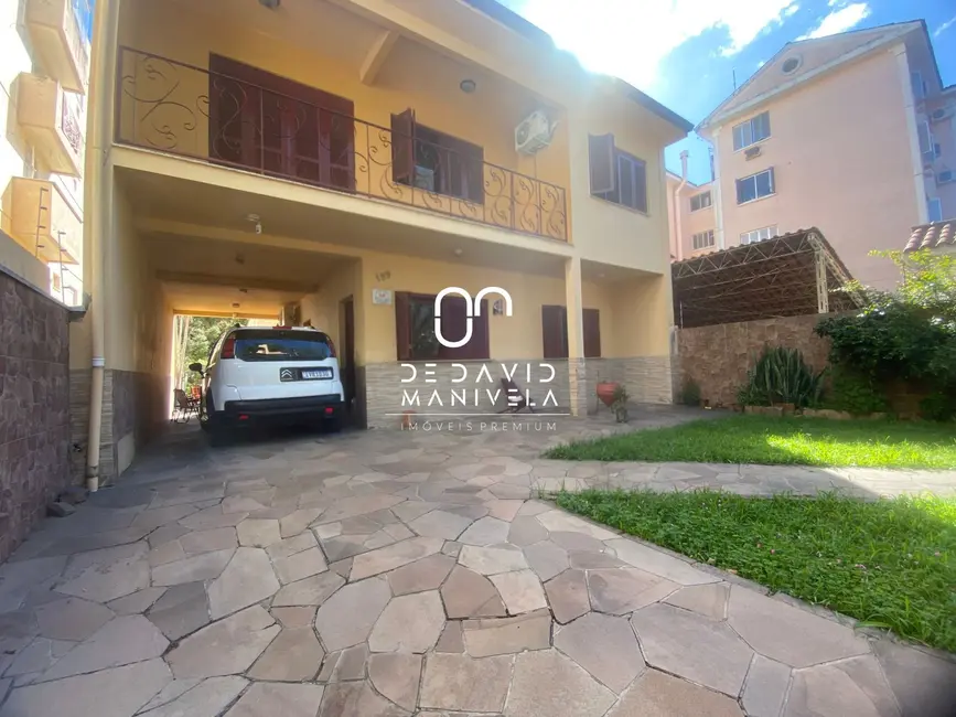 Casa com 4 quartos à venda, 173m2 em Nonoai, Santa Maria - RS - imagem 1 Foto 1 de Casa com 4 quartos à venda, 173m2 em Nonoai, Santa Maria - RS