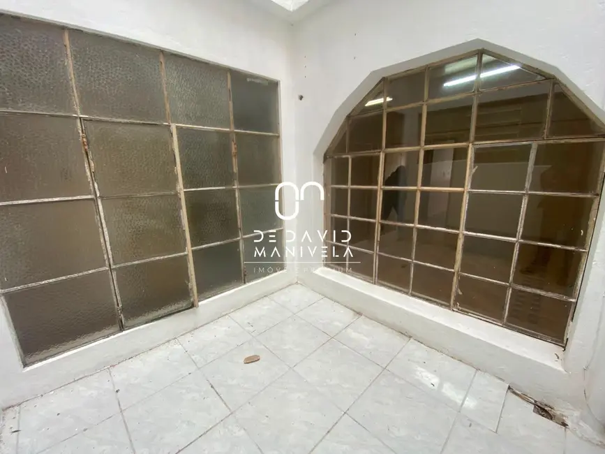 Apartamento com 3 quartos para alugar, 165m2 em Centro, Santa Maria - RS - imagem 2 Foto 2 de Apartamento com 3 quartos para alugar, 165m2 em Centro, Santa Maria - RS