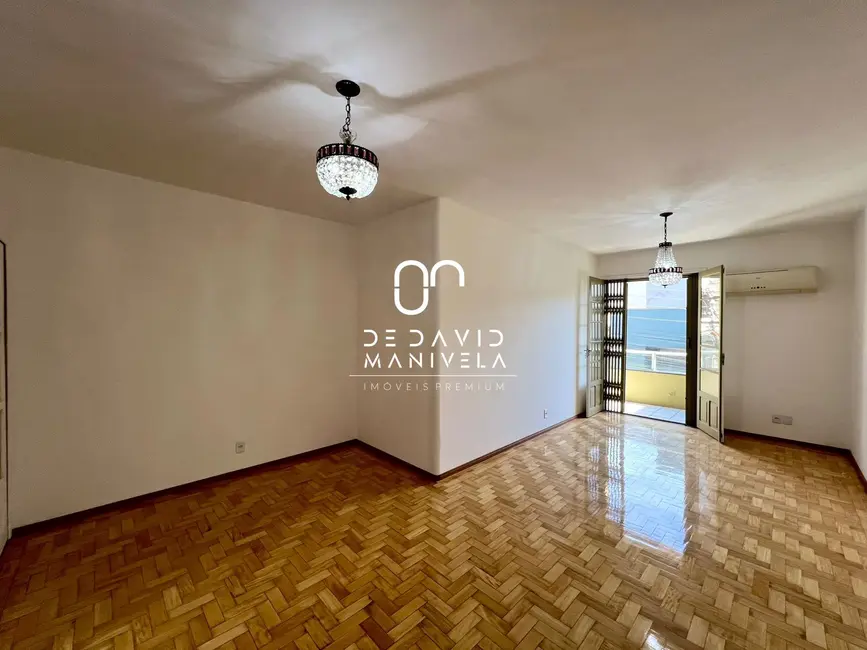 Foto 2 de Apartamento com 3 quartos à venda, 130m2 em Centro, Santa Maria - RS