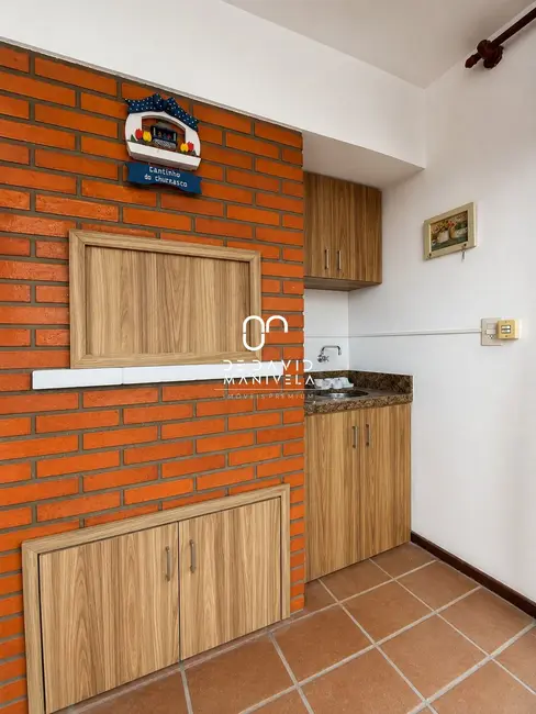 Apartamento com 3 quartos para alugar, 200m2 em Centro, Santa Maria - RS - imagem 3 Foto 3 de Apartamento com 3 quartos para alugar, 200m2 em Centro, Santa Maria - RS