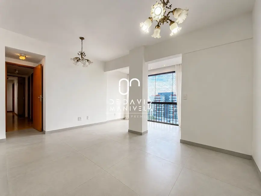 Apartamento com 3 quartos para alugar, 200m2 em Centro, Santa Maria - RS - imagem 7 Foto 7 de Apartamento com 3 quartos para alugar, 200m2 em Centro, Santa Maria - RS