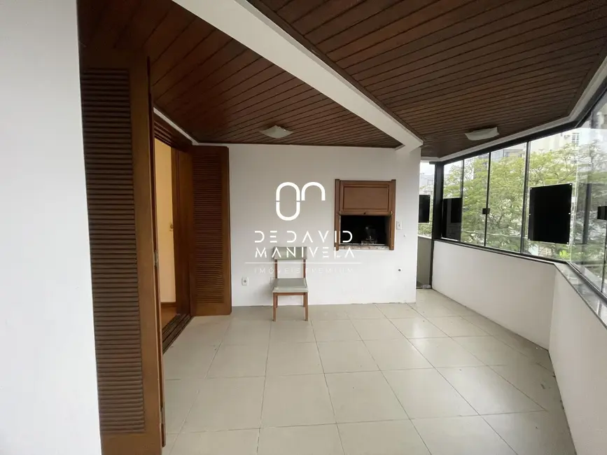 Apartamento com 3 quartos à venda, 256m2 em Nossa Senhora de Fátima, Santa Maria - RS - imagem 6 Foto 6 de Apartamento com 3 quartos à venda, 256m2 em Nossa Senhora de Fátima, Santa Maria - RS