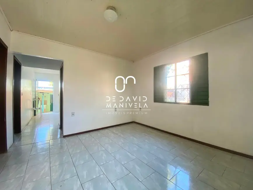 Foto 2 de Casa com 2 quartos para alugar, 80m2 em Tancredo Neves, Santa Maria - RS
