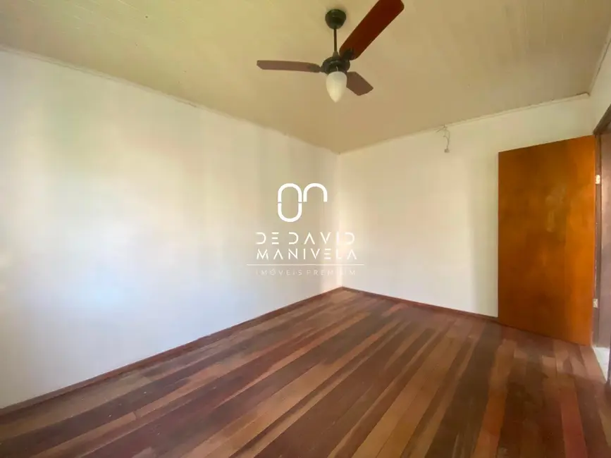 Foto 7 de Casa com 2 quartos para alugar, 80m2 em Tancredo Neves, Santa Maria - RS