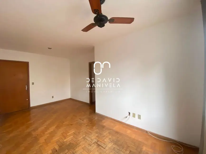Apartamento com 2 quartos para alugar, 62m2 em Nossa Senhora de Fátima, Santa Maria - RS - imagem 3 Foto 3 de Apartamento com 2 quartos para alugar, 62m2 em Nossa Senhora de Fátima, Santa Maria - RS