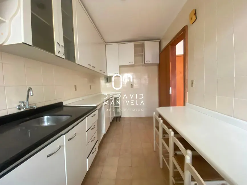 Apartamento com 2 quartos para alugar, 62m2 em Nossa Senhora de Fátima, Santa Maria - RS - imagem 4 Foto 4 de Apartamento com 2 quartos para alugar, 62m2 em Nossa Senhora de Fátima, Santa Maria - RS