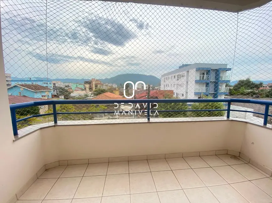 Apartamento com 2 quartos para alugar, 60m2 em Camobi, Santa Maria - RS - imagem 9 Foto 9 de Apartamento com 2 quartos para alugar, 60m2 em Camobi, Santa Maria - RS