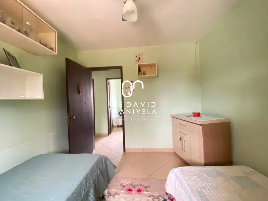 Foto 8 de Casa com 5 quartos para alugar, 301m2 em Pinheiro Machado, Santa Maria - RS