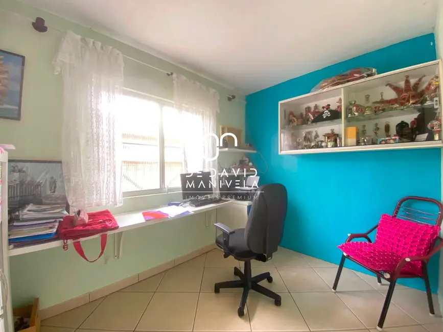 Foto 7 de Casa com 5 quartos para alugar, 301m2 em Pinheiro Machado, Santa Maria - RS