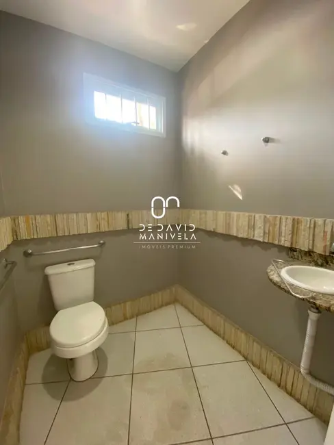 Loja com 7 quartos para alugar, 415m2 em Centro, Santa Maria - RS - imagem 6 Foto 6 de Loja com 7 quartos para alugar, 415m2 em Centro, Santa Maria - RS