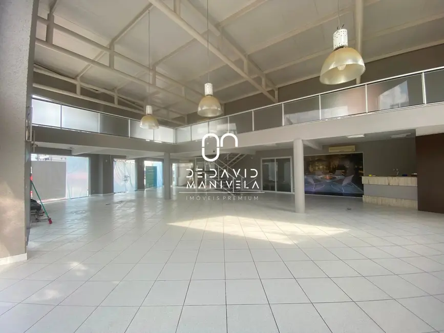 Loja com 7 quartos para alugar, 415m2 em Centro, Santa Maria - RS - imagem 2 Foto 2 de Loja com 7 quartos para alugar, 415m2 em Centro, Santa Maria - RS