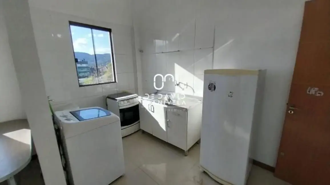 Foto 4 de Apartamento com 1 quarto para alugar, 48m2 em Nossa Senhora do Rosário, Santa Maria - RS