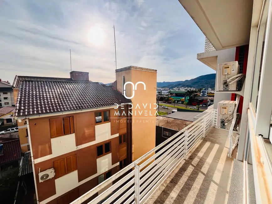 Foto 4 de Sala Comercial para alugar, 36m2 em Camobi, Santa Maria - RS