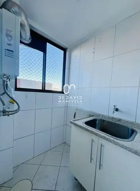 Apartamento com 2 quartos para alugar, 82m2 em Nossa Senhora de Fátima, Santa Maria - RS - imagem 6 Foto 6 de Apartamento com 2 quartos para alugar, 82m2 em Nossa Senhora de Fátima, Santa Maria - RS