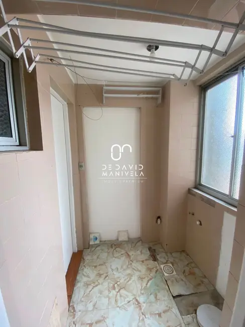 Foto 5 de Apartamento com 3 quartos para alugar, 70m2 em Nossa Senhora do Rosário, Santa Maria - RS
