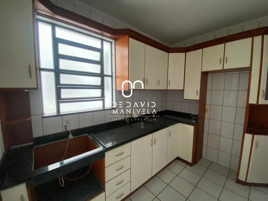 Apartamento com 2 quartos para alugar, 64m2 em Nossa Senhora de Fátima, Santa Maria - RS - imagem 7 Foto 7 de Apartamento com 2 quartos para alugar, 64m2 em Nossa Senhora de Fátima, Santa Maria - RS