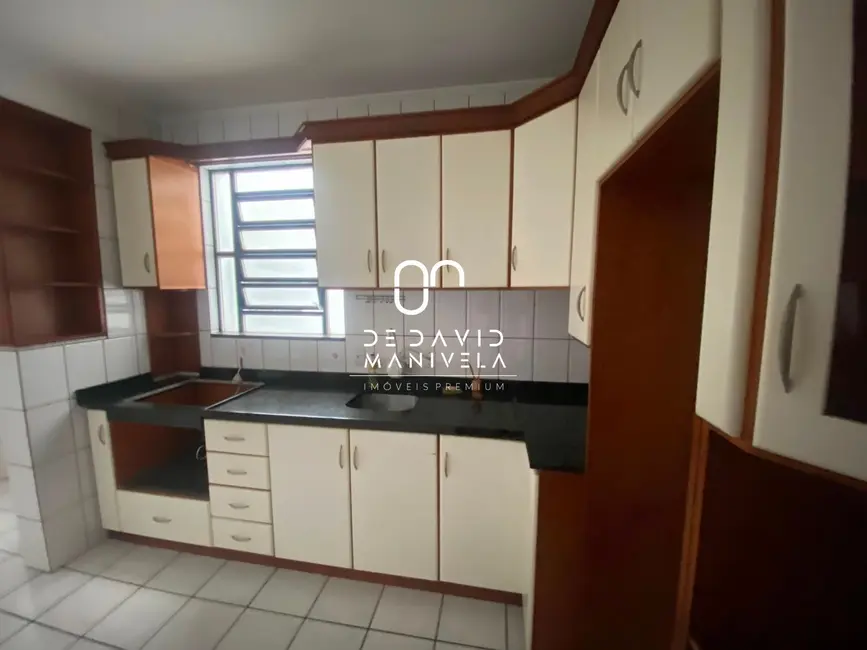 Apartamento com 2 quartos para alugar, 64m2 em Nossa Senhora de Fátima, Santa Maria - RS - imagem 8 Foto 8 de Apartamento com 2 quartos para alugar, 64m2 em Nossa Senhora de Fátima, Santa Maria - RS