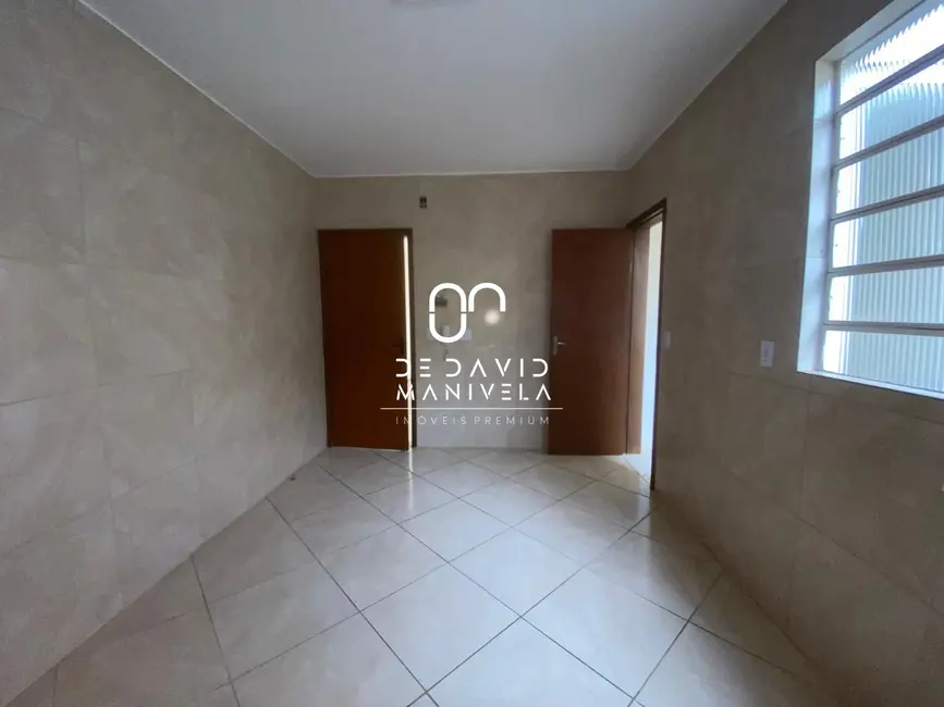 Foto 6 de Apartamento com 2 quartos para alugar, 74m2 em Nossa Senhora Medianeira, Santa Maria - RS