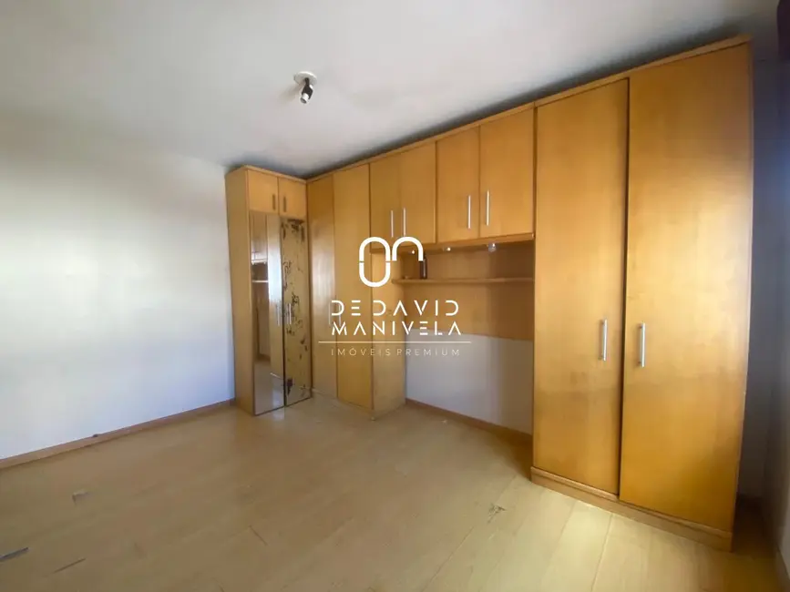 Apartamento com 3 quartos para alugar, 104m2 em Nossa Senhora de Fátima, Santa Maria - RS - imagem 4 Foto 4 de Apartamento com 3 quartos para alugar, 104m2 em Nossa Senhora de Fátima, Santa Maria - RS