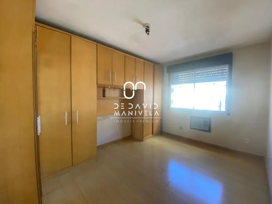Apartamento com 3 quartos para alugar, 104m2 em Nossa Senhora de Fátima, Santa Maria - RS - imagem 6 Foto 6 de Apartamento com 3 quartos para alugar, 104m2 em Nossa Senhora de Fátima, Santa Maria - RS