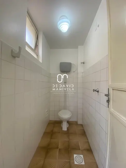Apartamento com 2 quartos para alugar, 102m2 em Centro, Santa Maria - RS - imagem 8 Foto 8 de Apartamento com 2 quartos para alugar, 102m2 em Centro, Santa Maria - RS