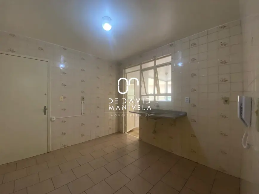 Apartamento com 2 quartos para alugar, 102m2 em Centro, Santa Maria - RS - imagem 5 Foto 5 de Apartamento com 2 quartos para alugar, 102m2 em Centro, Santa Maria - RS