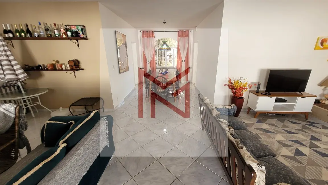 Foto 4 de Casa com 3 quartos à venda, 160m2 em Jardim Virgínia, Guaruja - SP