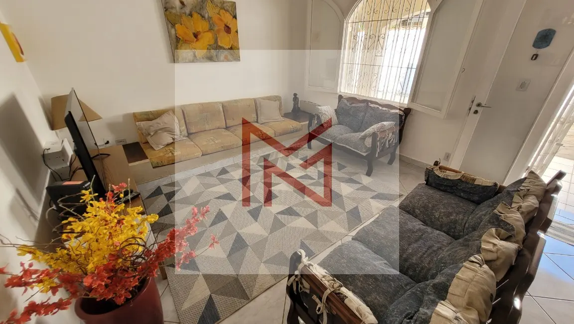 Foto 2 de Casa com 3 quartos à venda, 160m2 em Jardim Virgínia, Guaruja - SP