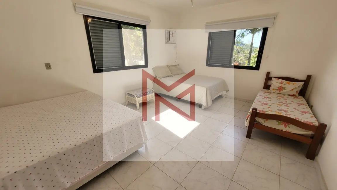 Casa de Condomínio com 4 quartos à venda, 550m2 em Enseada, Guaruja - SP - imagem 9 Foto 9 de Casa de Condomínio com 4 quartos à venda, 550m2 em Enseada, Guaruja - SP