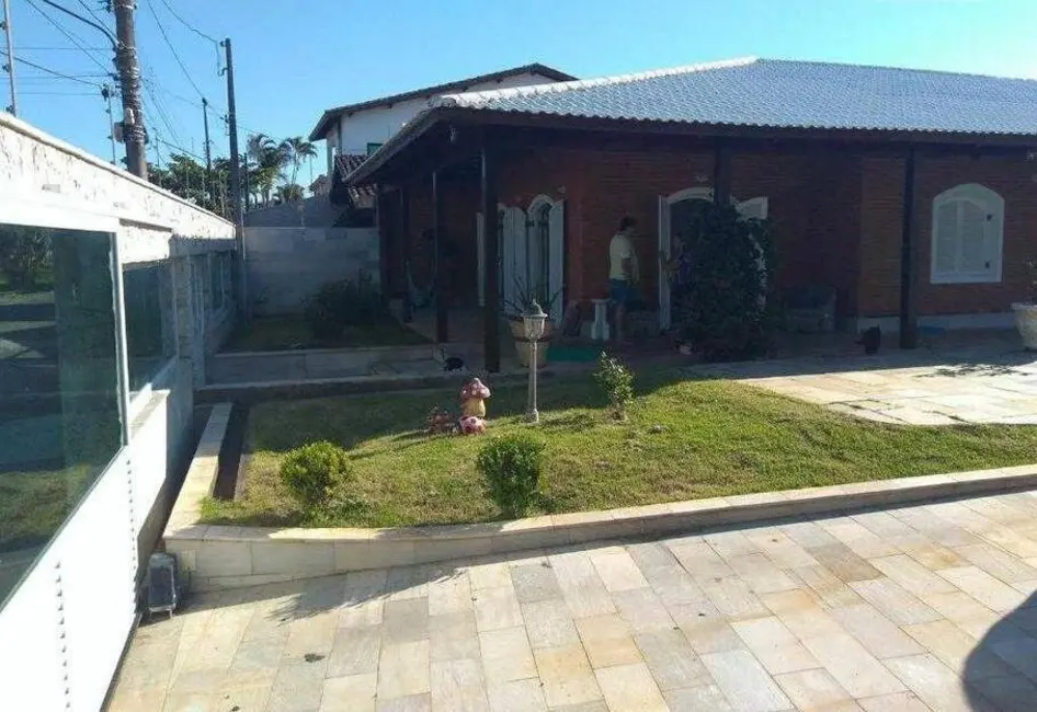 Foto 8 de Casa com 5 quartos à venda, 600m2 em Itanhaem - SP