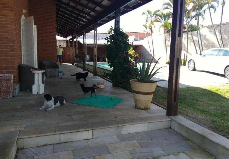 Foto 3 de Casa com 5 quartos à venda, 600m2 em Itanhaem - SP