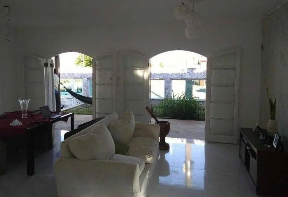Foto 2 de Casa com 5 quartos à venda, 600m2 em Itanhaem - SP