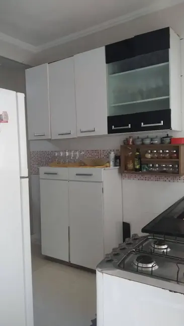 Foto 1 de Casa com 2 quartos à venda em Taboão, Diadema - SP