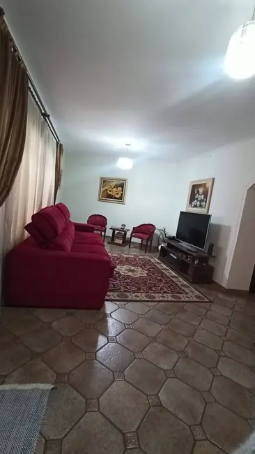 Sobrado com 3 quartos à venda, 221m2 em Piraporinha, Diadema - SP - imagem 9 Foto 9 de Sobrado com 3 quartos à venda, 221m2 em Piraporinha, Diadema - SP