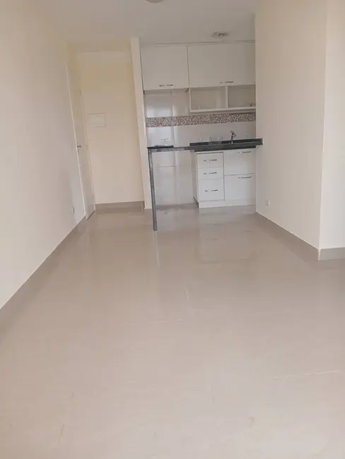Apartamento com 2 quartos para alugar, 50m2 em Centro, Diadema - SP - imagem 8 Foto 8 de Apartamento com 2 quartos para alugar, 50m2 em Centro, Diadema - SP