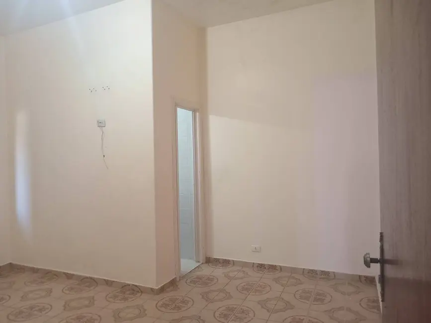 Foto 5 de Casa com 9 quartos à venda, 250m2 em Casa Grande, Diadema - SP