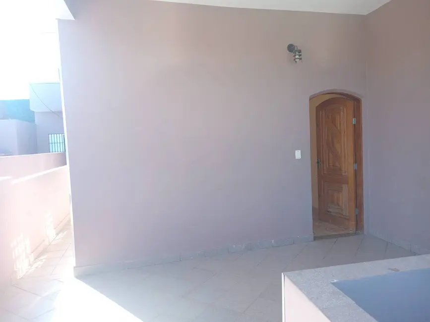 Foto 4 de Casa com 9 quartos à venda, 250m2 em Casa Grande, Diadema - SP