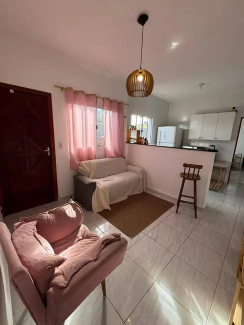 Foto 6 de Casa com 2 quartos à venda, 130m2 em Itanhaem - SP