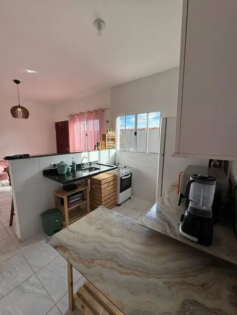 Foto 7 de Casa com 2 quartos à venda, 130m2 em Itanhaem - SP