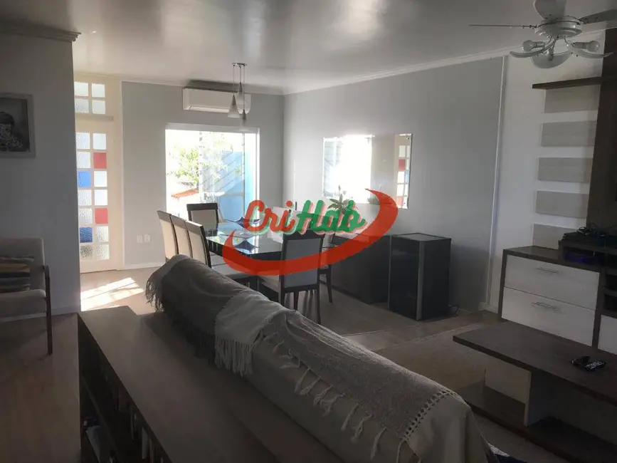 Foto 2 de Casa com 3 quartos à venda, 1240m2 em Areal, Pelotas - RS